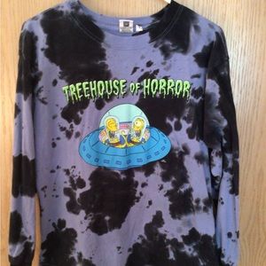 Women’s S Simpson shirt